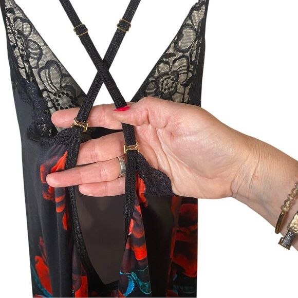 Mapale NWOT Black and Red Floral Slip Dress Sz L - Picture 4 of 8